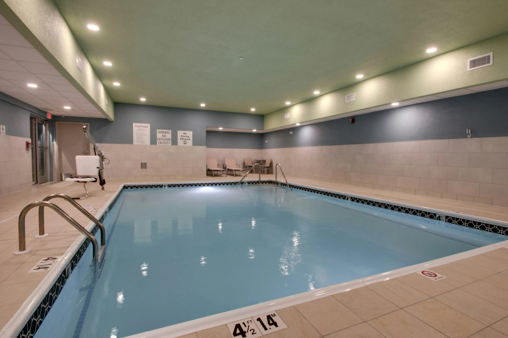 Holiday Inn Express & Suites - Mount Vernon by IHG