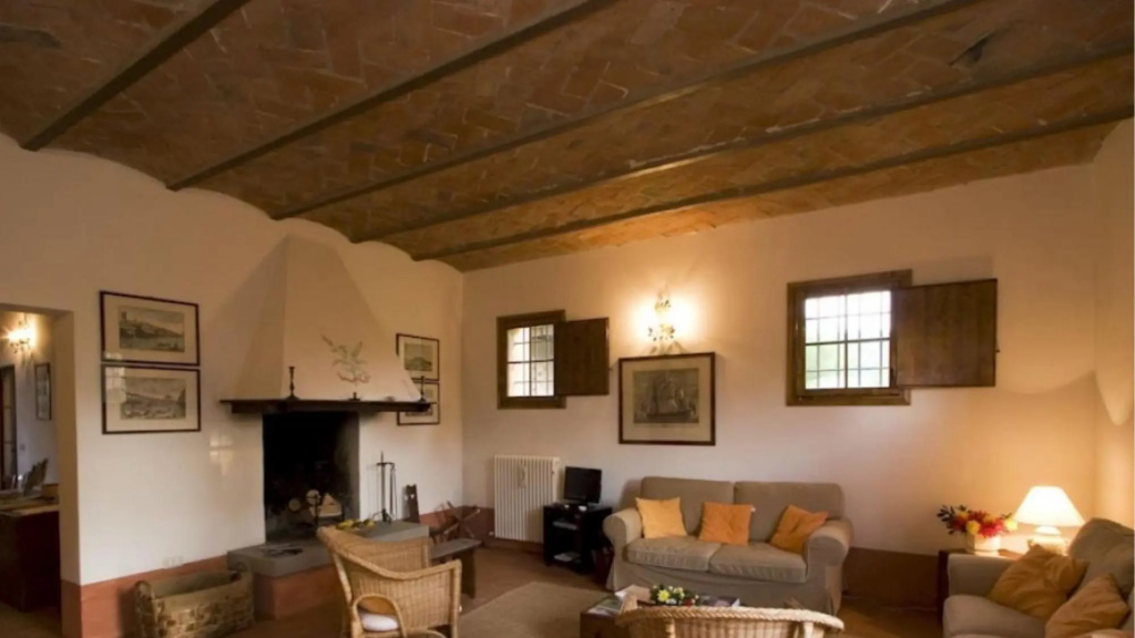 Ovello Farmhouse in a Splendid Position-ovello