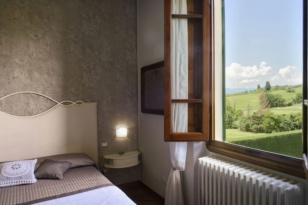 Villa Le Facezie B&B