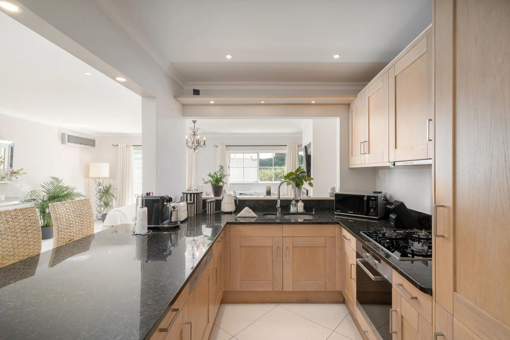 Luxury Townhouse in Palmyra Vila Sol Resort By Ideal Homes Near Vilamoura