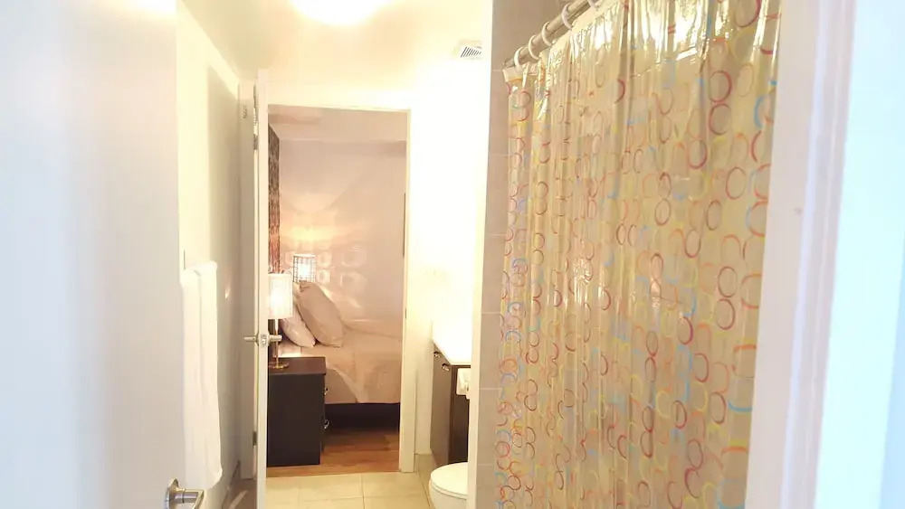 Lavish Suites- New Two Bedroom - Amazing CN Tower View