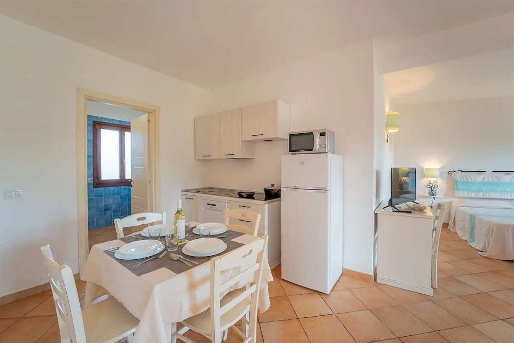 Relaxing Residence Baia dei Mirti B4 1 Bedroom Apartment Sleeps 4 -bilo-4