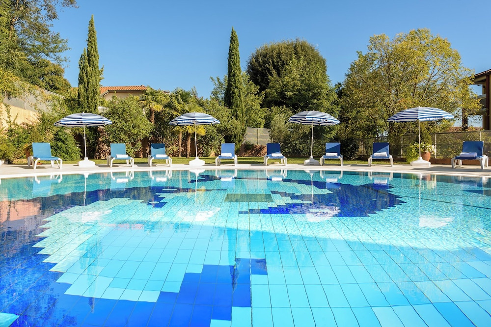 LES TERRASSES DE BORDA***
