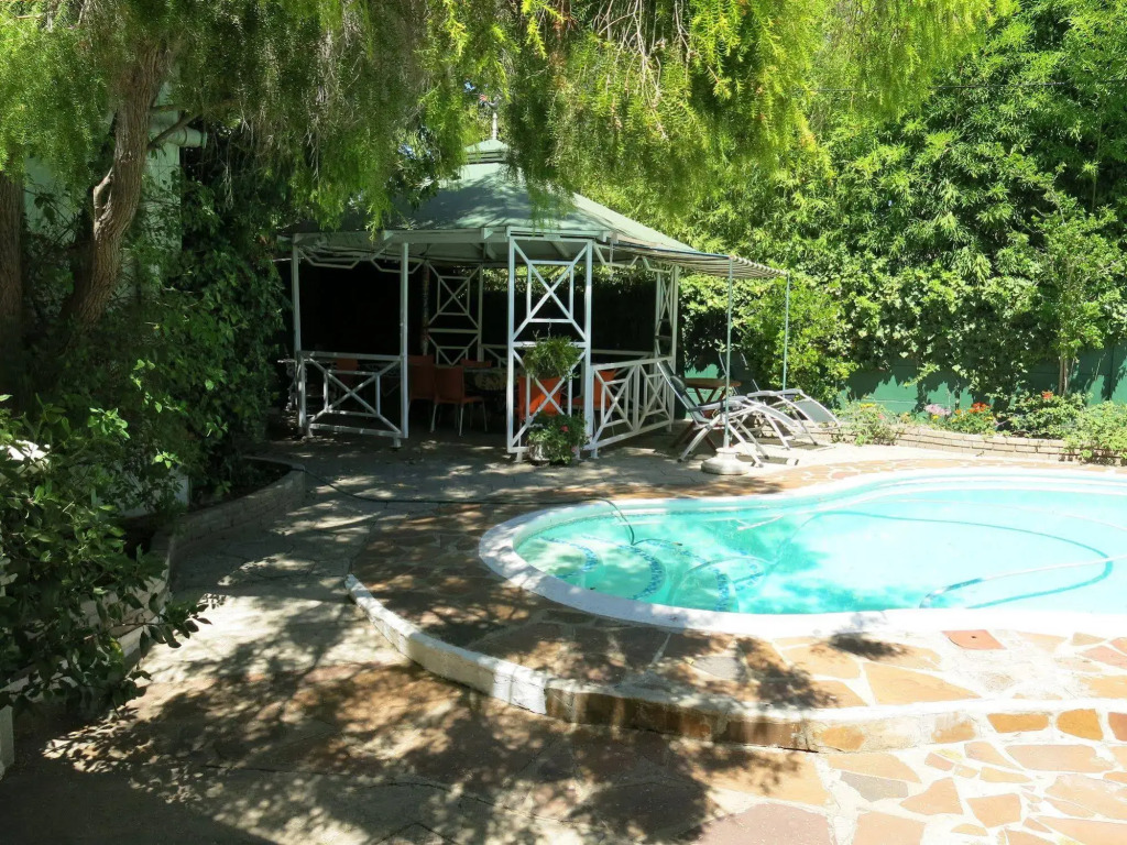 Villa Ora Guesthouse