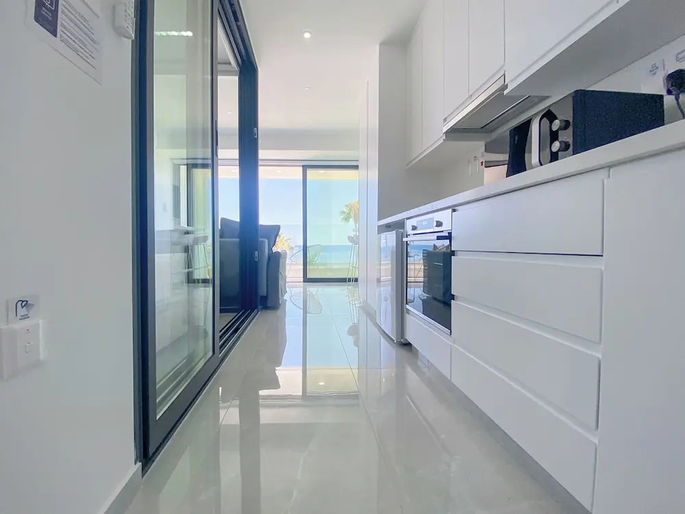 Phaedrus Living Marina Sea  214 Emerald