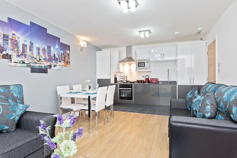 Metro Service Apartments Bedford