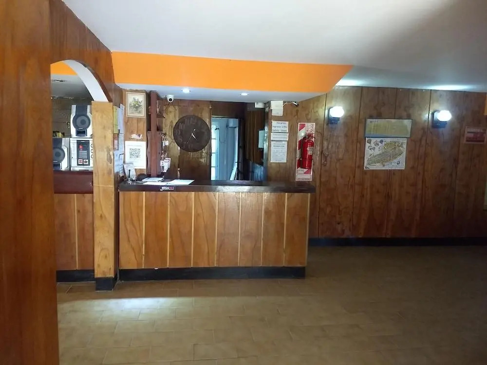 Hotel Sahara