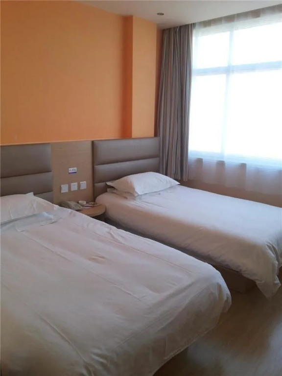 Jiayi Hotel