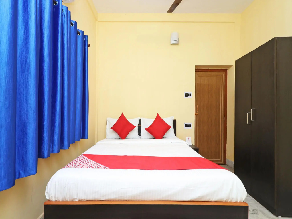 OYO 11530 Maa Tara Guest House