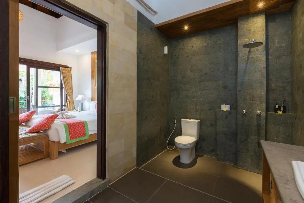 Полулюкс с видом на бассейн в Meruhdani Boutique Hotel Ubud