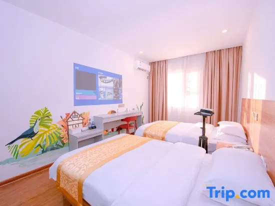 Dragon Star Hotel (Jincheng Central Pedestrian Street Store)