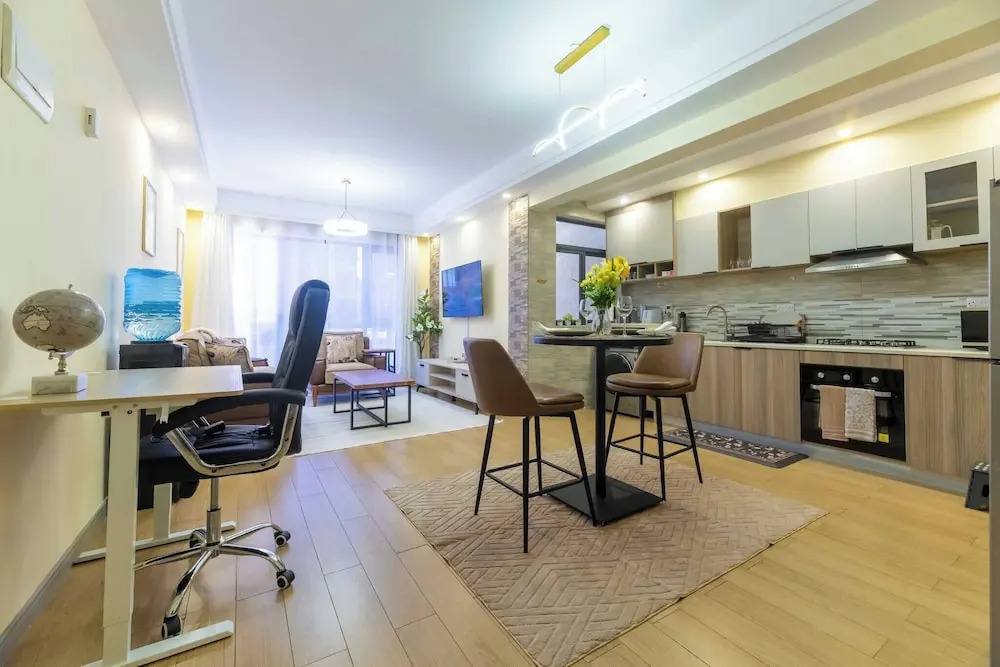 Luxurious two bedroom in siayapark apartments in kileleshwa which features swimming pool ,gym and breathtaking city views
