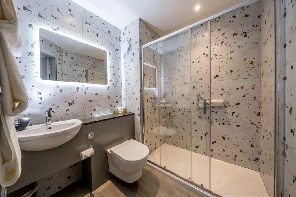 Best Western Plus White Horse Hotel