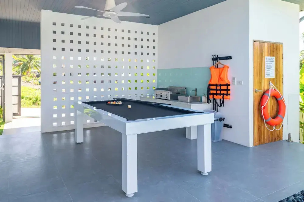 Modern 3 Bedroom Villa! KBR16