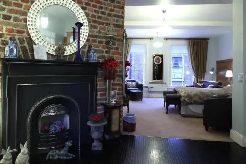 The Merchant House
