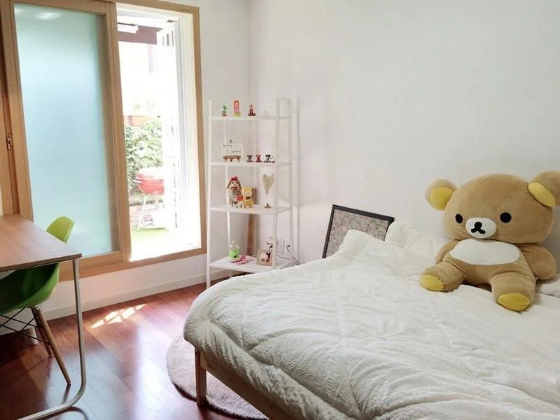 Six Morning Guesthouse