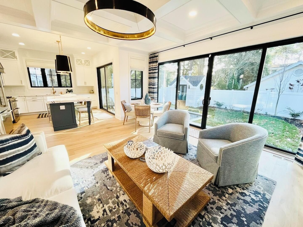 Hickman Street 204