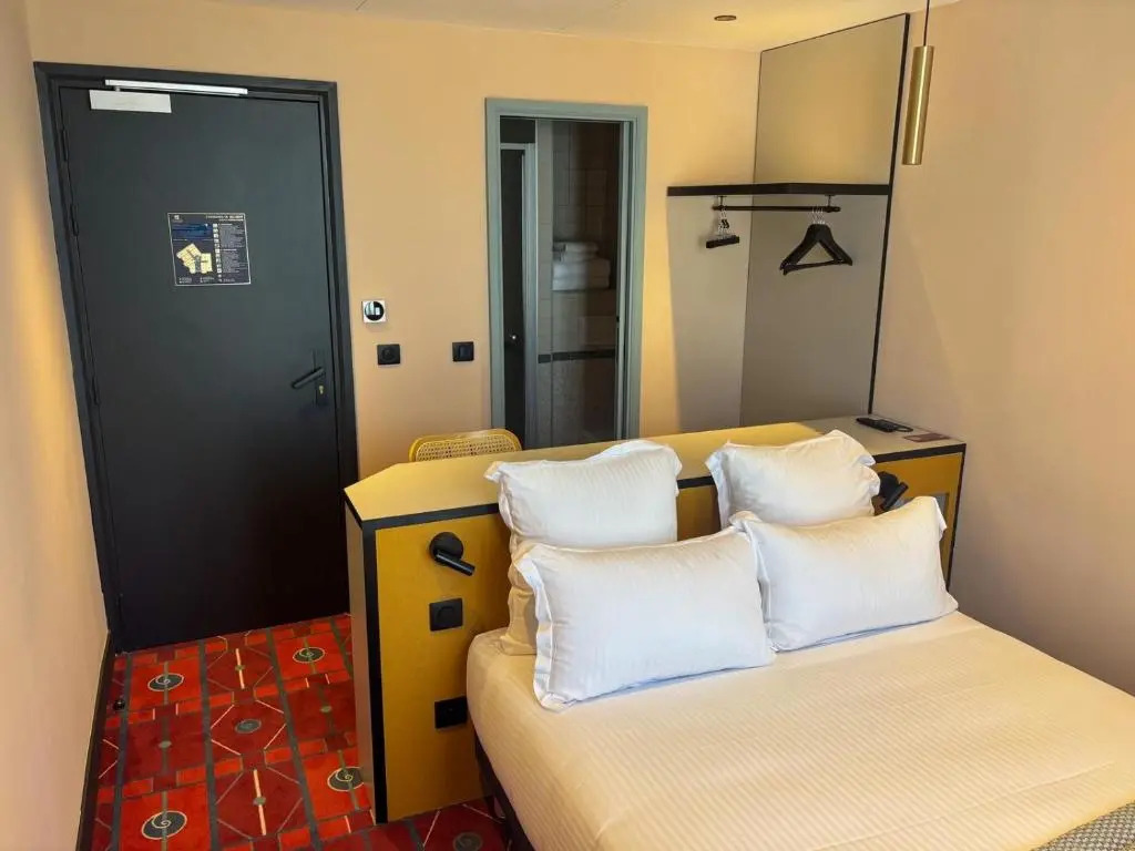 Apartment in Juan-les-pins Near Sandy Beaches