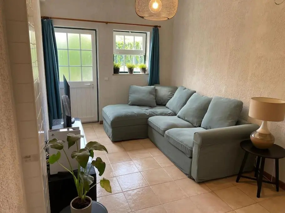 Spacious 3 bedroom villa with pool