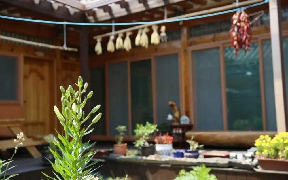 Gyeongju Sopung-Gil Hanok Stay