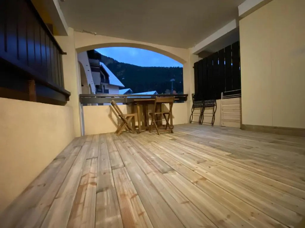 Poutran 2, studio 4 personnes au pied des pistes avec grande terrasse