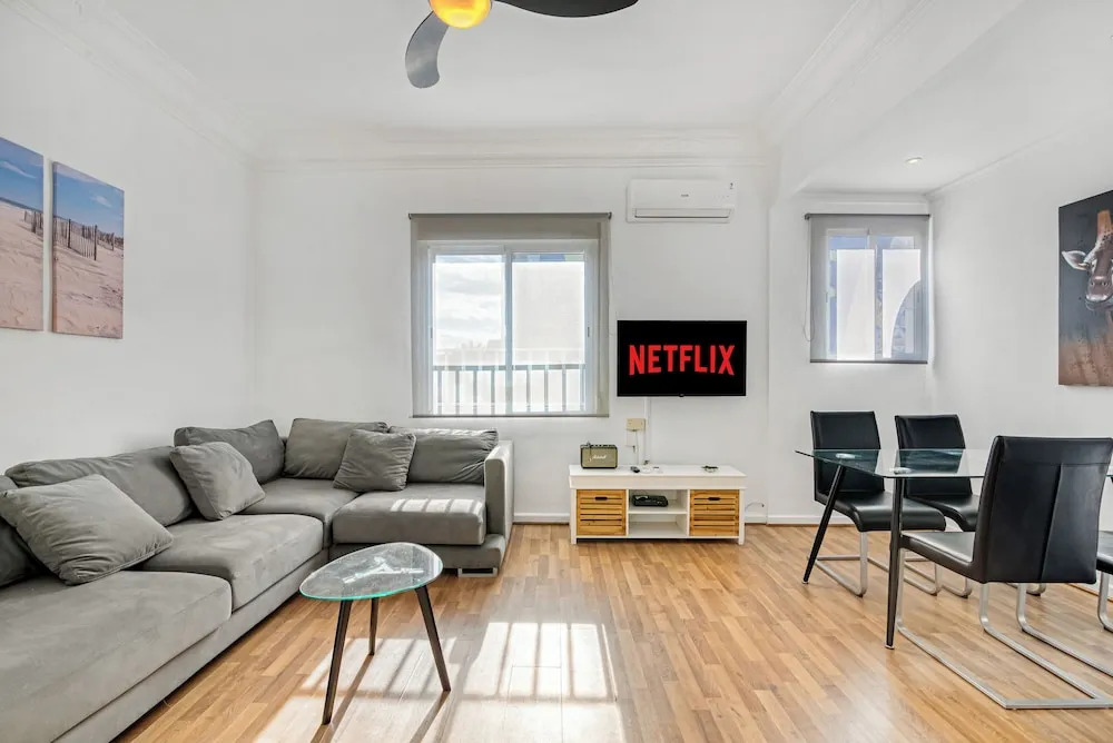 Central Apartment 2 Bedrooms Netflix Wifi