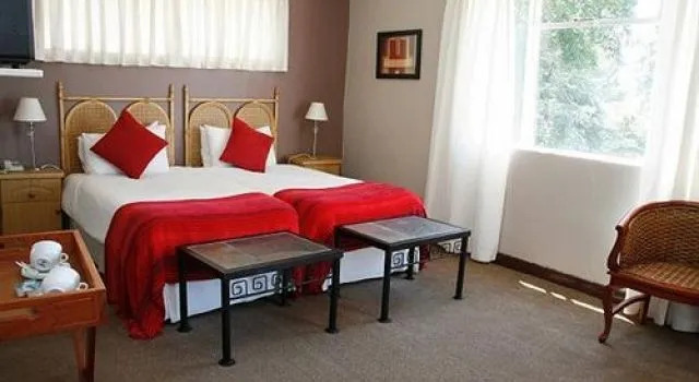 Everglades Hotel