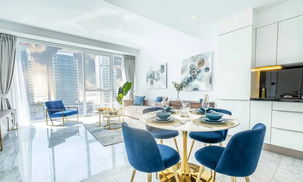 LUX The Pad Executive Suite Canal View 1