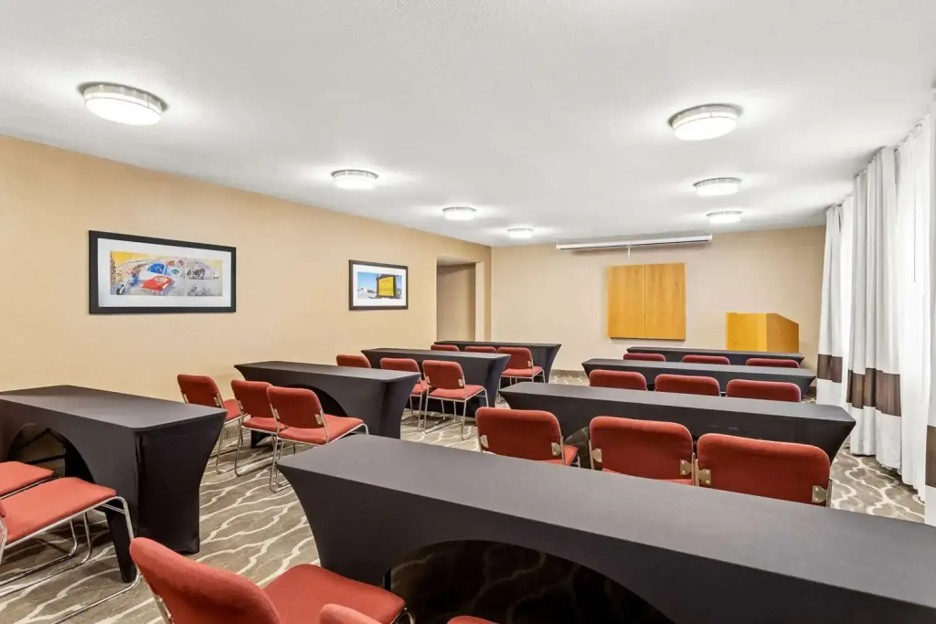 Baymont Inn & Suites