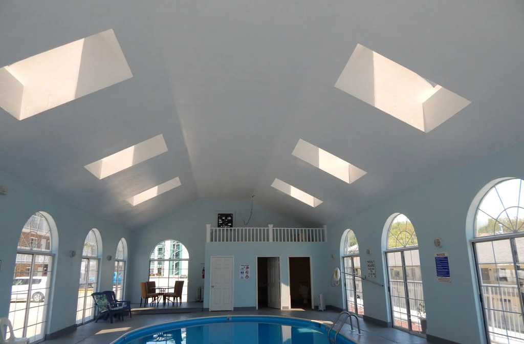 Carriage House Inn