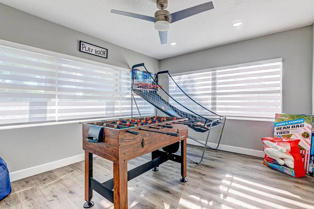 150 W Suwannee Ln