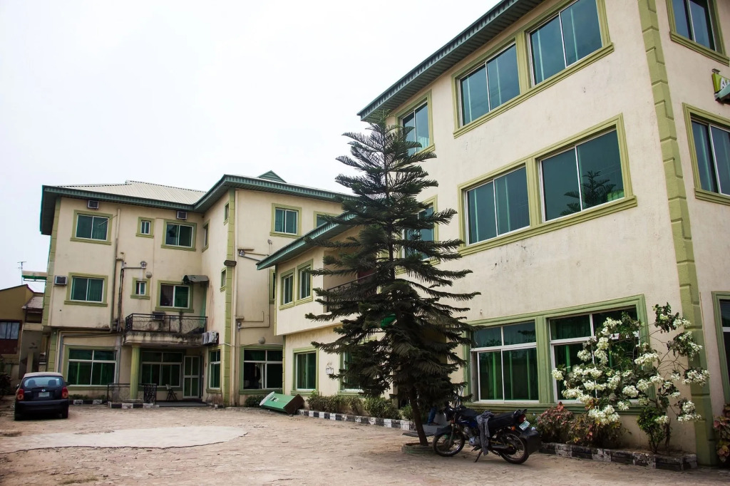 Allonze Hotel