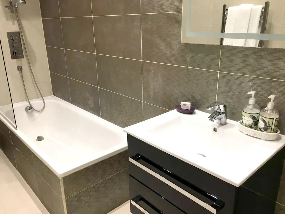 Apartment With 2 Bedrooms in Greater London, With Wonderful City View, Balcony and Wifi
