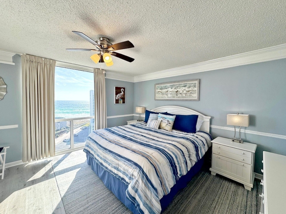 Shoreline Towers 3103 2 Bedroom Condo