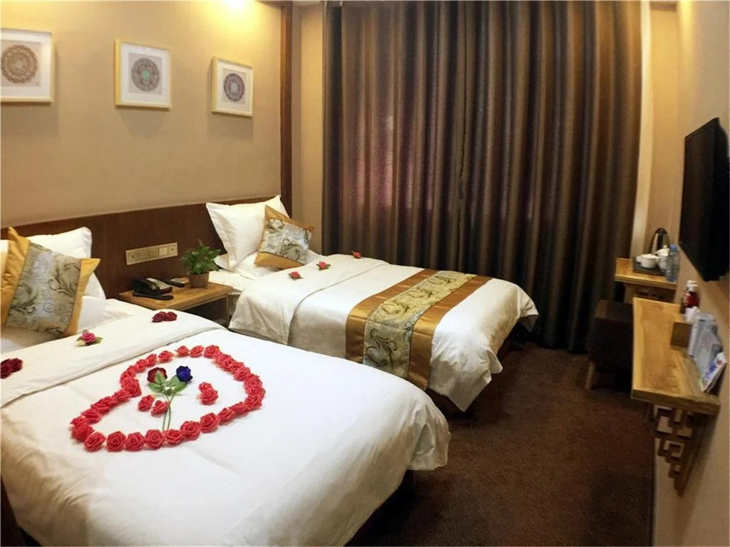 Gujun Hotel