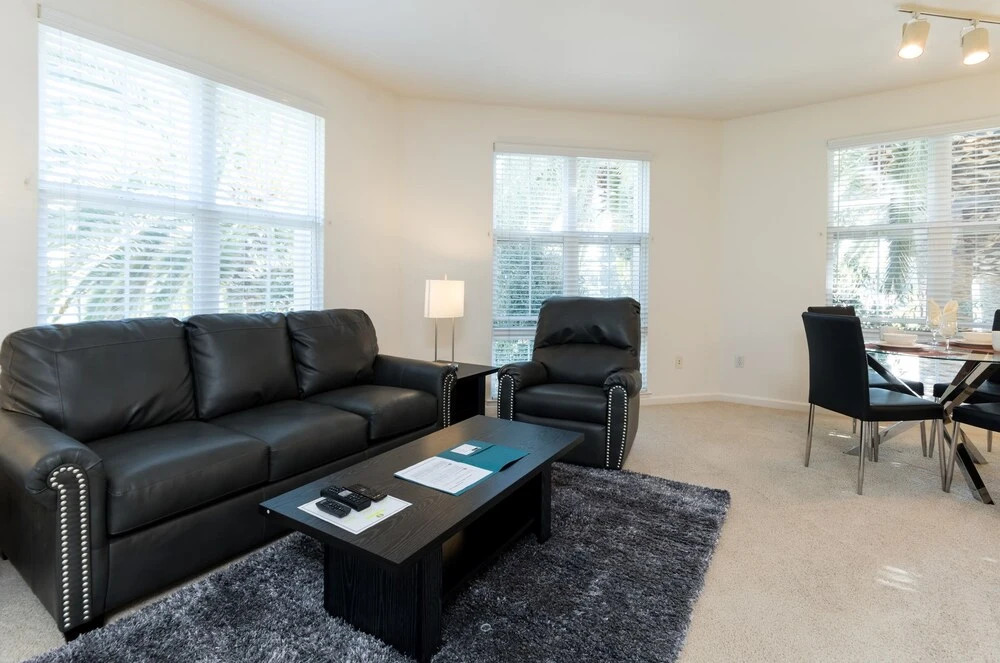 The Oaks by Bluebird Suites