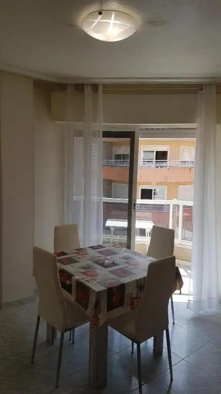 Only 100m from the beach, cosy flat ideal for family holidays