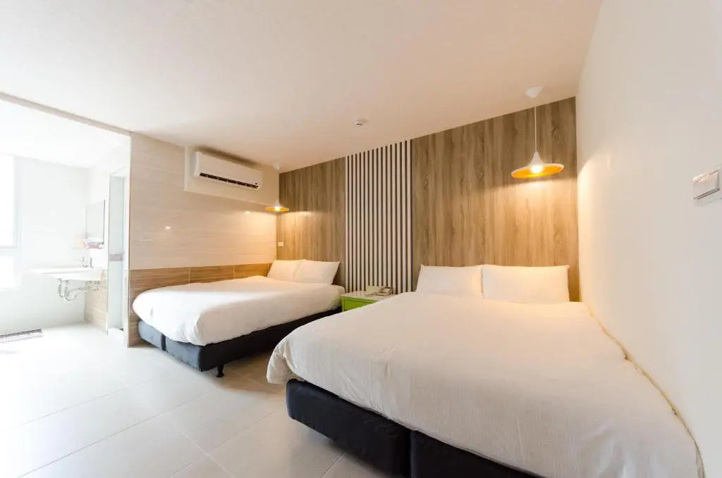 P&E Hotel