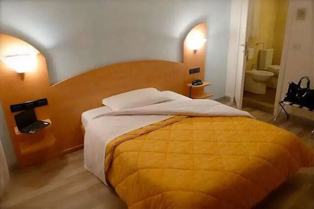 Hotel Mirella e Ristorante Bar Don Bacco