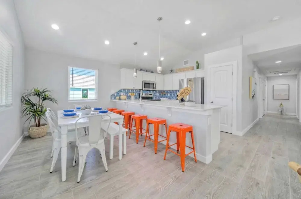 Sleeps 21, 2 Homes Private Pool, Patio Lounge w/ Fire Pit, Bar, TV, & Games