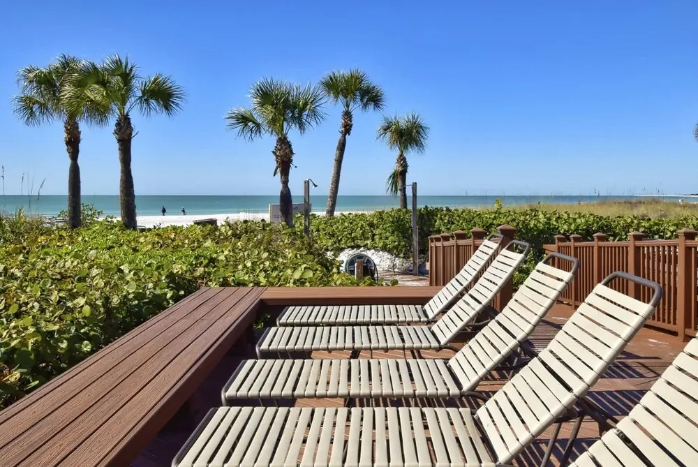 Siesta Dunes Beach 201 by Vtrips