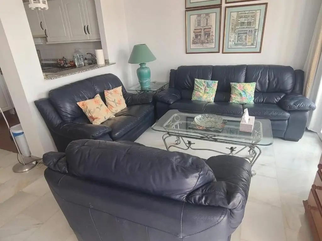 Spaciously Cosy Apartment 5b close to beach