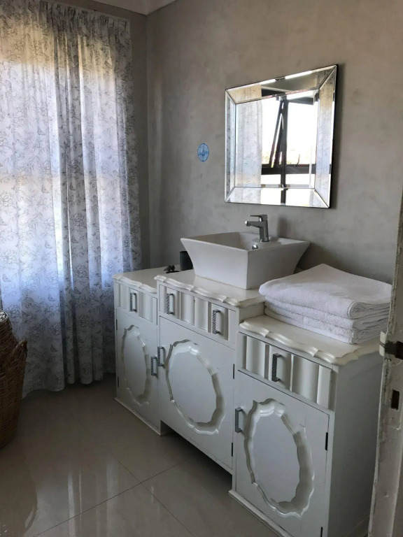 Edens Guest House