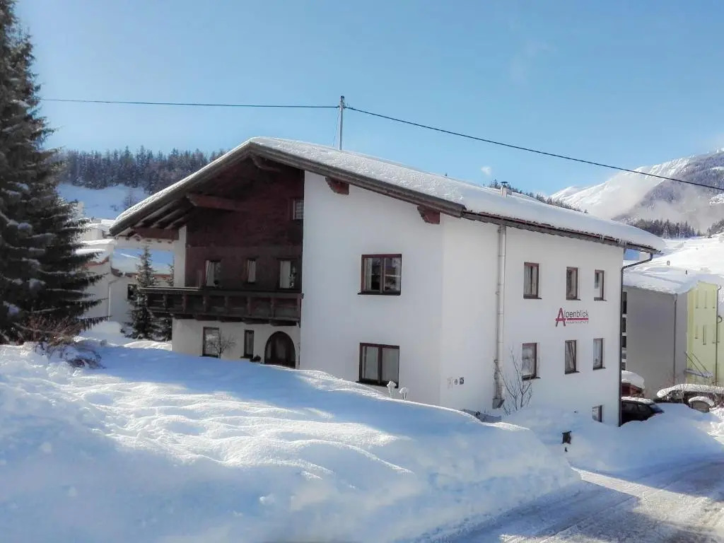 das Alpenblick & Outdoor Lodge Nauders