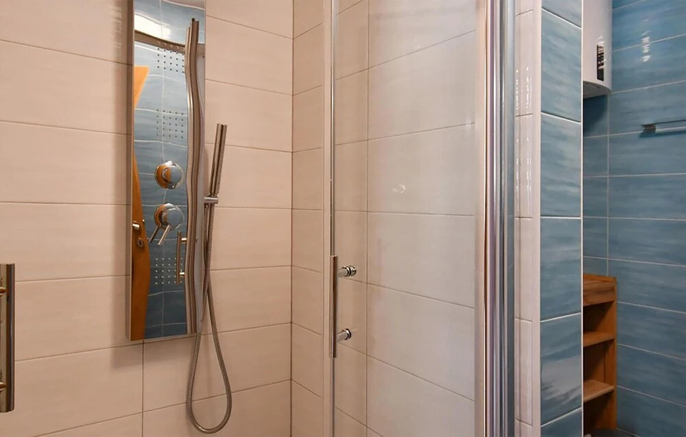 Nice Apartment in Banjol With 2 Bedrooms, Wifi and Outdoor Swimming Pool