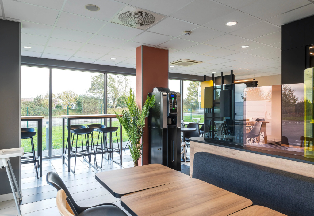 B&B HOTEL Laval Ouest