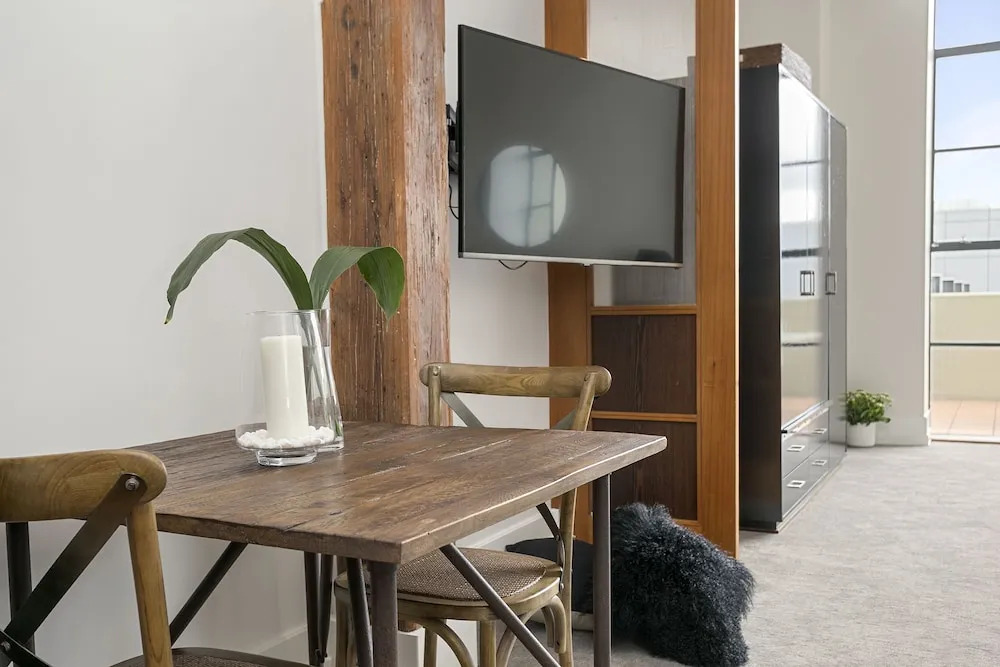Beautifully Decorated Apartment in Auckland CBD