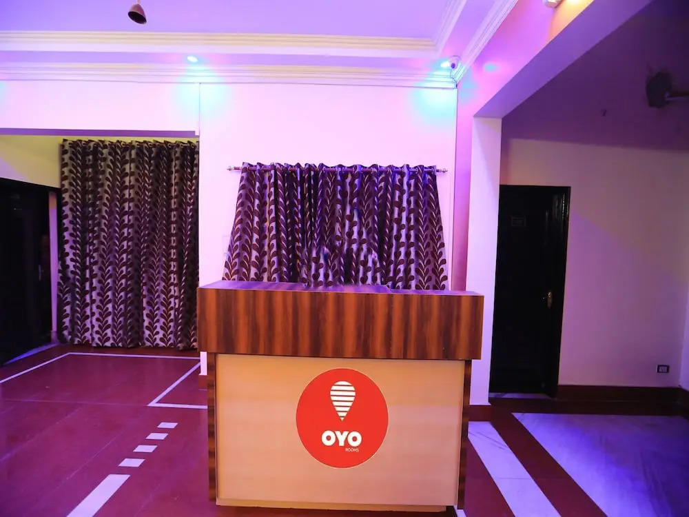 OYO 8681 Hotel Happy Homes