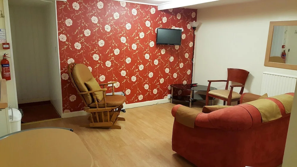 Norwyn Court Holiday Apartments