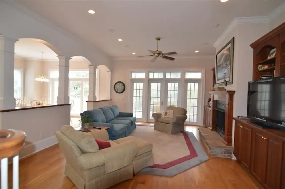 Blue Lagoon 4 Bedroom Home